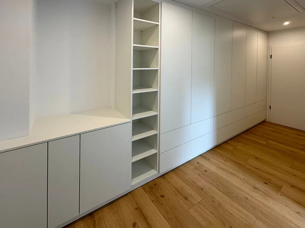 Ankleidezimmer | Kleinholz Innenausbau - Mark Klein - Schreinermeister